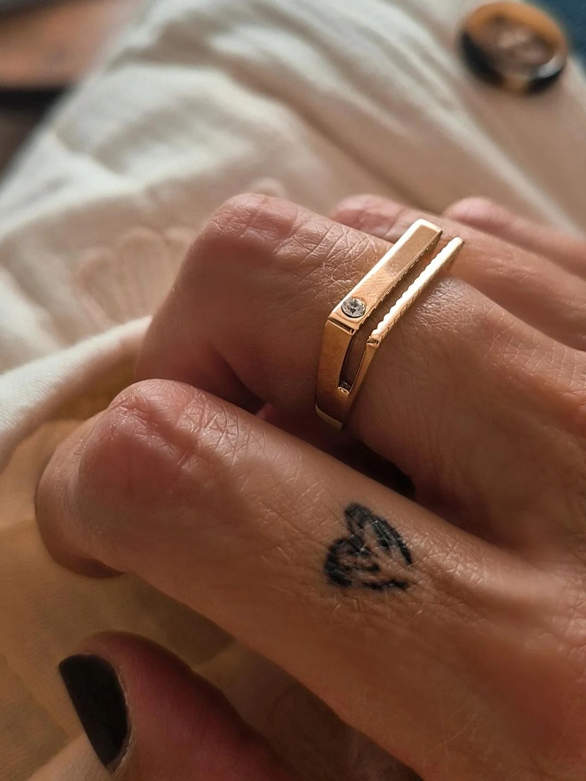 Bague Élégance – Acier Inoxydable Doré avec Strass