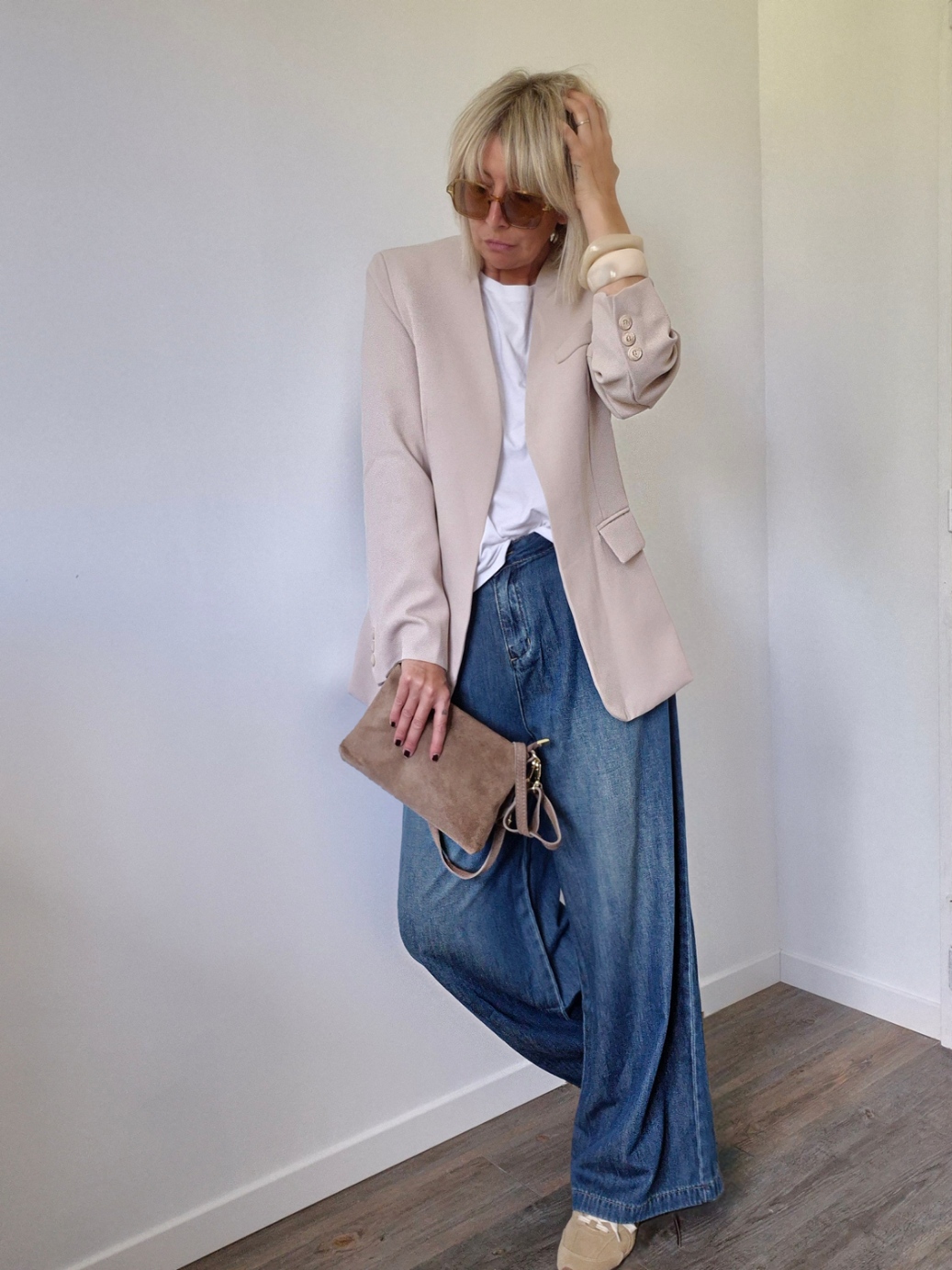 Blazer Camille beige – Veste femme ceinturée chic & moderne – Image 3