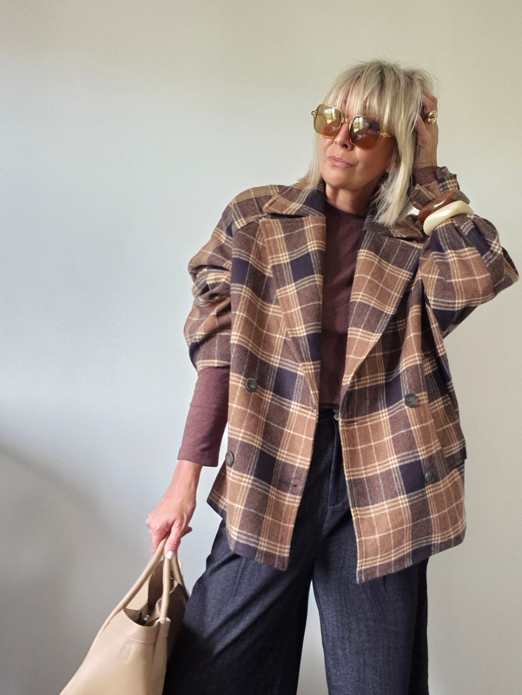 Manteau "Célia" à carreaux oversize – Taille unique – Premium – Image 2