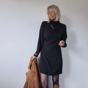 Robe “Malola” – Noire élégance chic