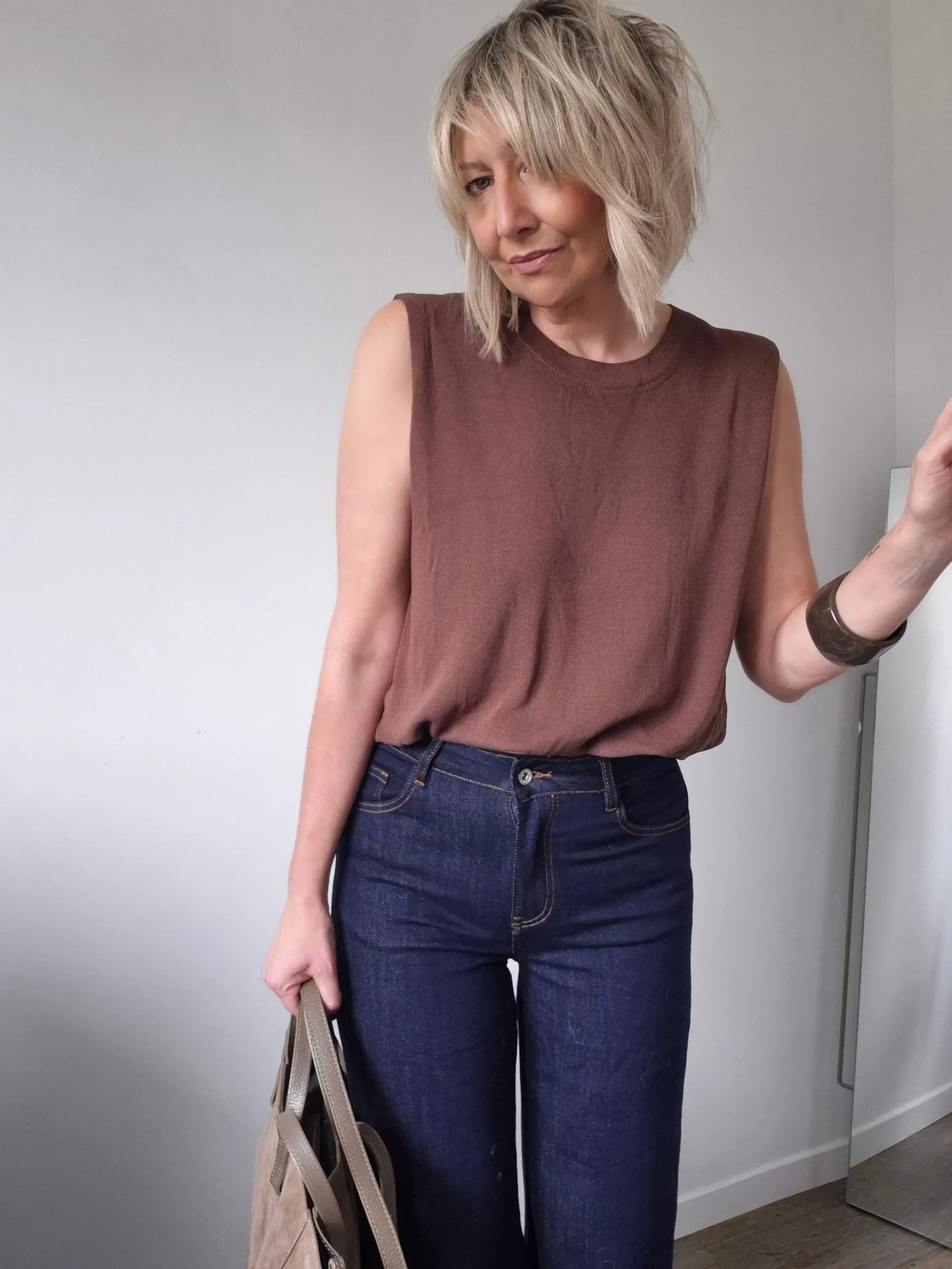 Top Sidonie – Sans manches blousant marron – Image 2