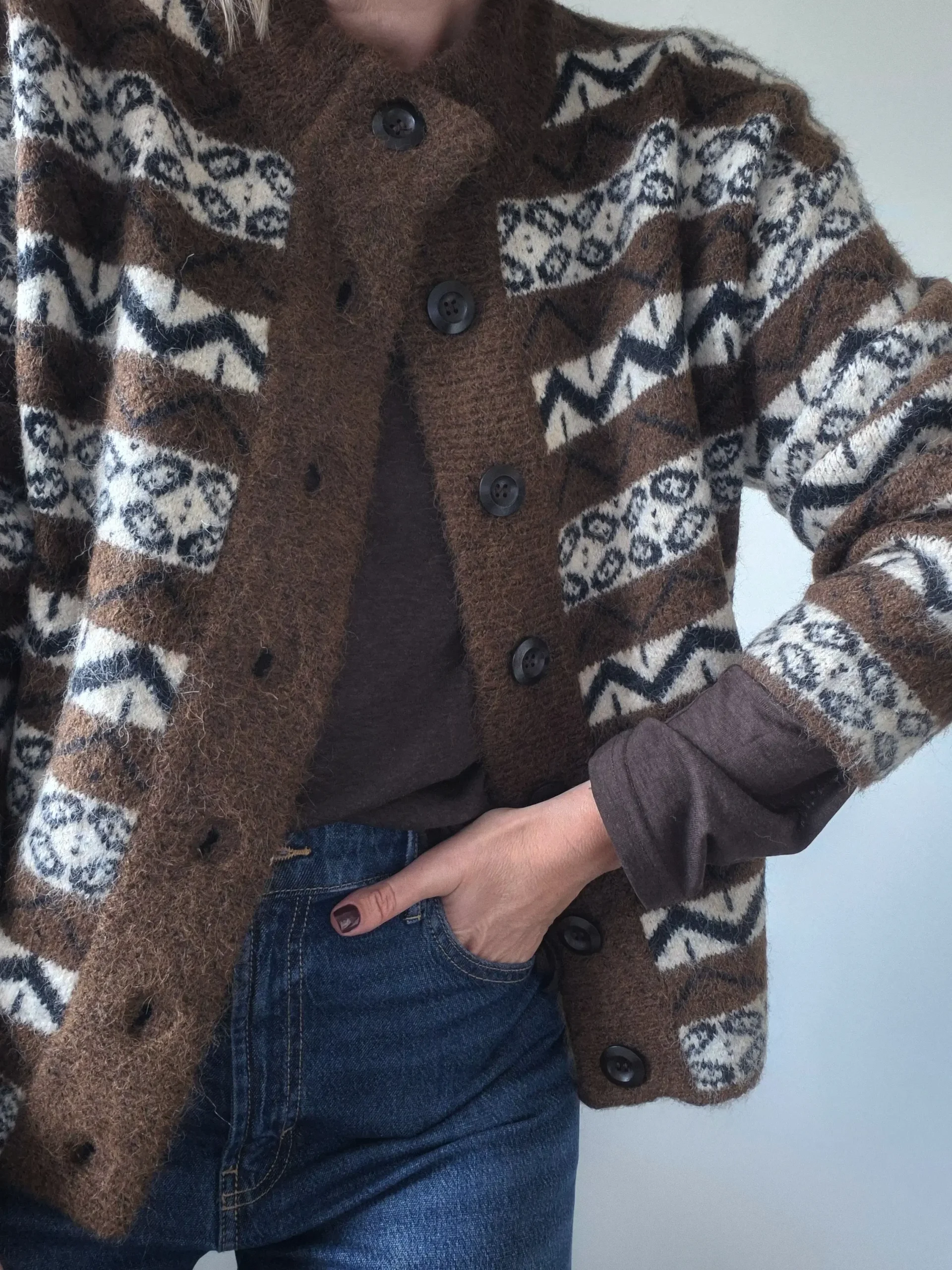 Gilet Célestin – Maille jacquard marron écru et noir – Image 2
