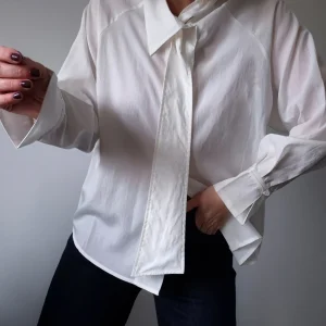 Chemise Augustine – Blanche fluide à cravate – Premium