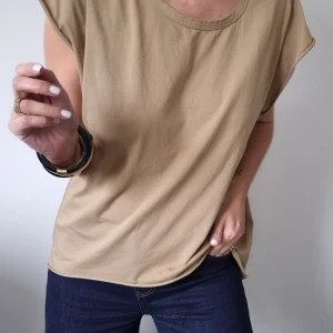T-shirt Marcel – Oversized col rond camel