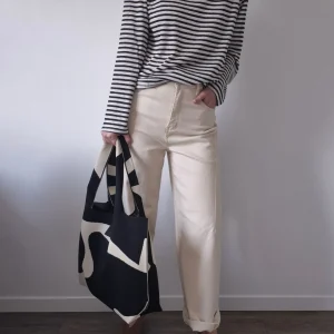 Jean « Sorrento » – denim écru coupe Mom