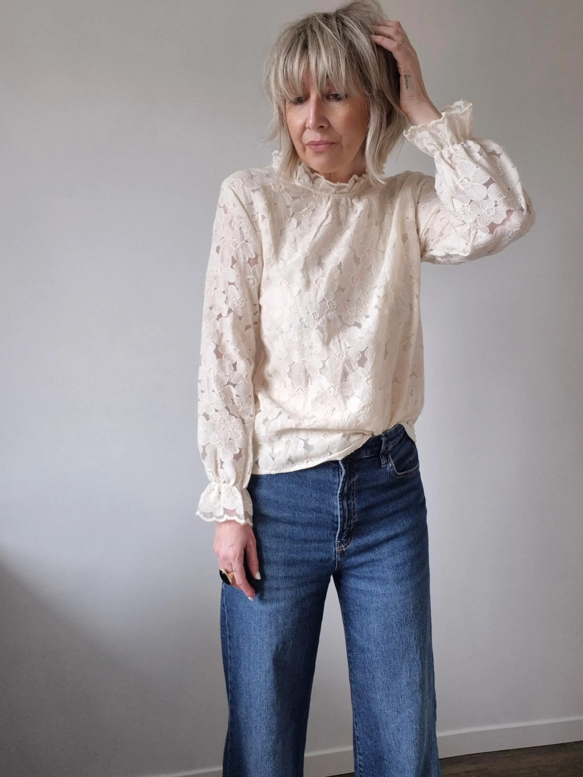 Blouse dentelle “Pivoine” écru – Image 2